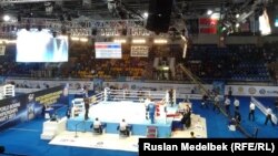 Зал, где проходят бои чемпионата мира по боксу. Алматы