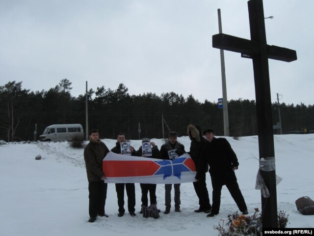 “Хваля Салідарнасці” праходзіць у Гомелі пад наглядам людзей у цывільным (фота)