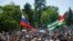 Хотя численность русского населения в Абхазии по сравнению с довоенным временем уменьшилась примерно втрое, количество организаций, представляющих его, постоянно росло, многие из них находятся в состоянии перманентной конфронтации друг с другом