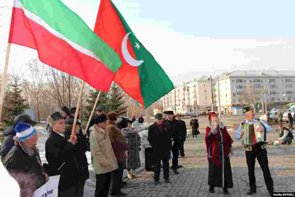 Митингтан бер күренеш