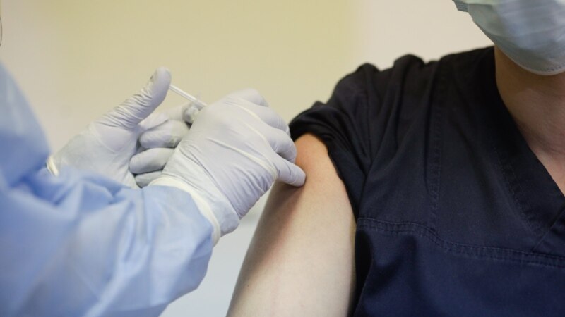 Cât mai are România de plătit pentru dozele de vaccin anti-COVID și ce se întâmplă cu procesul intentat de Pfizer