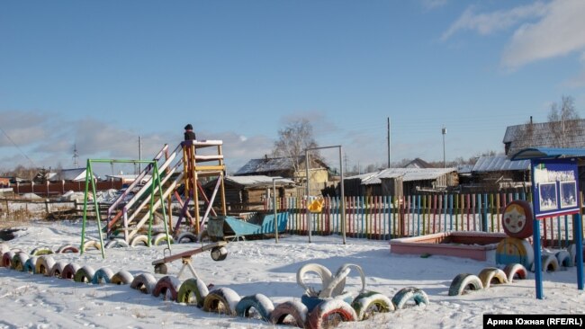 Ð•Ð´Ð¸Ð½ÑÑ‚Ð²ÐµÐ½Ð½Ð°Ñ Ð´ÐµÑ‚ÑÐºÐ°Ñ Ð¿Ð»Ð¾Ñ‰Ð°Ð´ÐºÐ° Ð² Ð›ÑƒÐ³Ð¾Ð²Ð¾Ð¹