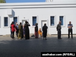 Çilim nobatyna duran adamlar.