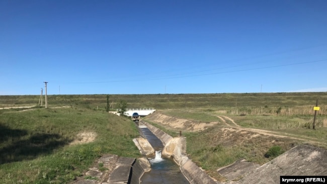 Сброс воды с Тайганского водохранилища