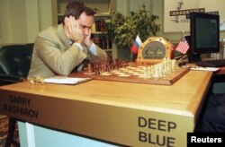 Гары Каспараў перад партыяй з Deep Blue, травень 1997