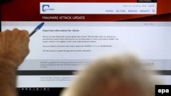 Web stranice advokatske tvrtke DLA Piper sa upozorenjem o napadu