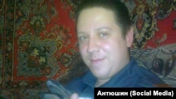 Охранник Сергей Антюшин, обвиненный в отключении системы оповещения в сгоревшем ТЦ