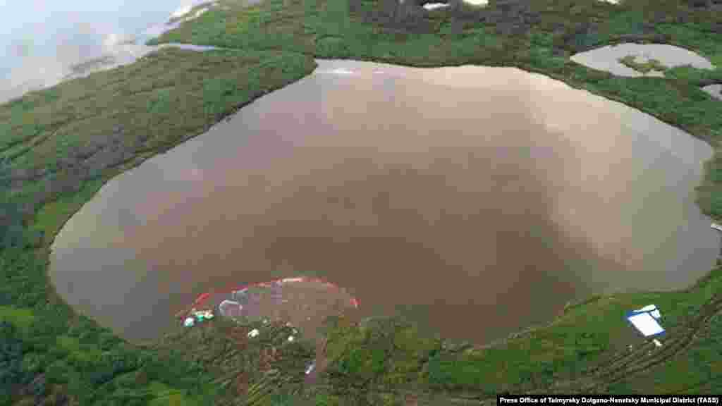 More than 40 tons of aviation fuel spilled into a lake near the Arctic settlement of Tukhard in Russia&#39;s Krasnoyarsk Territory on July 12. Norilsk Nickel said the spill happened when a pipeline depressurized for about 15 minutes while pumping aviation fuel.