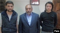 Адем Ўзкўсе ва Ҳамит Жўшқун Суриядаги воқеалар ҳақида филм олмоқчи бўлгандилар.