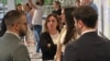 Miljana Kecmanović, majka maloletnog ubice, razgovara sa advokatima pred izricanje presude u beogradskoj Palati pravde, 18. juna 2026. godine.