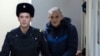 Оксана Забужко підтримала флешмоб на захист історика Юрія Дмитрієва. 22 липня в Росії йому оголосять вирок