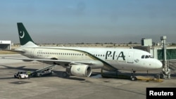 یک طیاره شکرت پی آی ای 