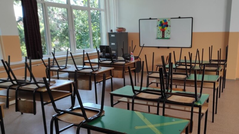Средните училиштата во Тетово, Гостивар, Кичево и Струга ќе стартуваат он -лајн 