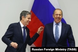 Госсекретарь США Энтони Блинкен и министр иностранных дел России Сергей Лавров в Рейкьявике. 19 мая 2021