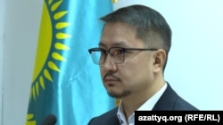 ҚазТАГ агенттігінің бас редакторы Әмір Қасенов. (Видеодан скриншот)