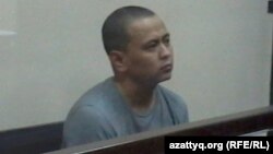 Сотталушы Қанат Ақылбеков апелляциялық сот отырысында. Шымкент, 27 маусым, 2014 жыл.
