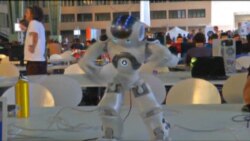 Berlin: Ples robota