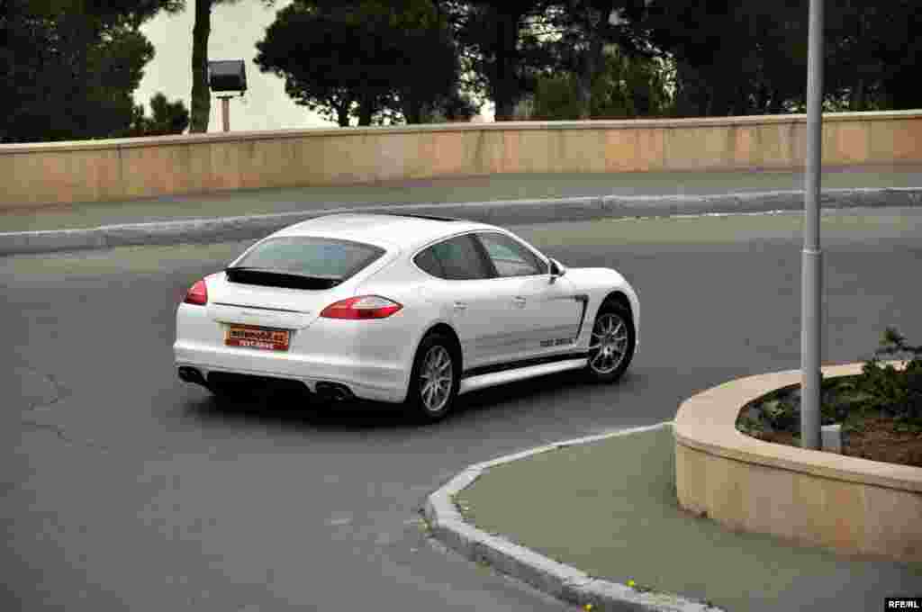 Bakıda avtomobil dünyası #13