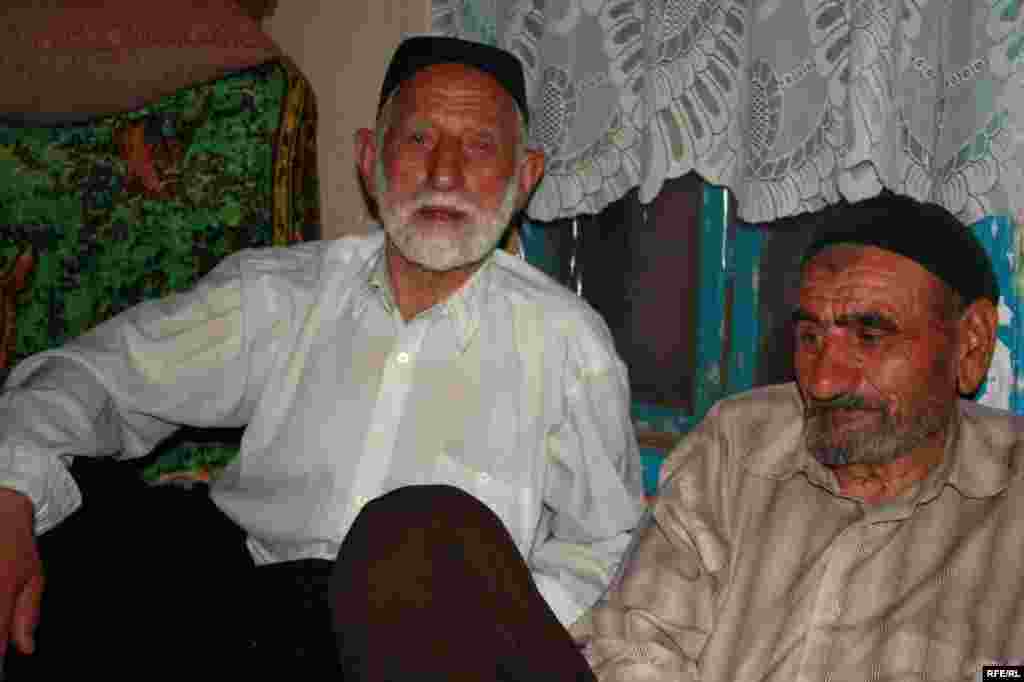 Sürgündə yaşayanlar #15