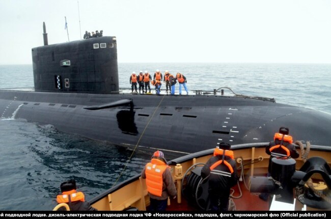 Российская подводная лодка «Новороссийск»