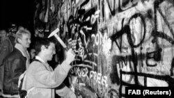 Căderea Zidului Berlinului, moment cheie în încheierea Tratatului CFE