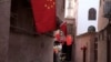 Қашғар қаласындағы көшелердің бірі. Қытай, қараша айы 2017 жыл. Көрнекі сурет