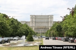 Bucureștiul este orașul unde tunurile imobiliare sunt cele mai profitabile, aceasta pentru că orașul se extinde în continuu, iar cererea de terenuri este mare.