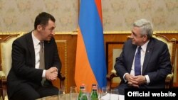 Almaniya Bundestaqının üzvü Cem Özdemir ötən il Serzh Sarkisianla görüşüb