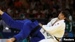 Сомон Маҳмадбеков. Акс аз бойгонӣ