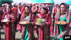 21-22-nji mart günleri Türkmenistanda Bahar baýramy – Nowruz.