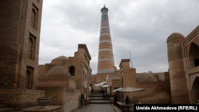 Foto tasmali jinsiy aloqa fisting ayol hukmronligi