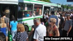 Autobuzele din parcul urban depăşesc de mult timp termenul de exploatare