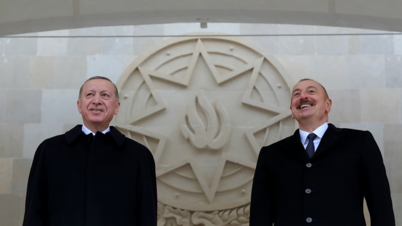 Ердоган во дводневна посета на Азербејџан