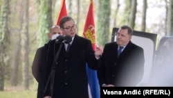 "Logika opstanka na vlasti u nekom je trenutku počela pomalo da razdvaja ovaj duet, u kojem neke iskrene političke 'ljubavi' ionako nikada i nije bilo", piše Pančić (Foto: Aleksandar Vučić i Milorad Dodik)