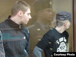 Российские неонацисты в зале суда