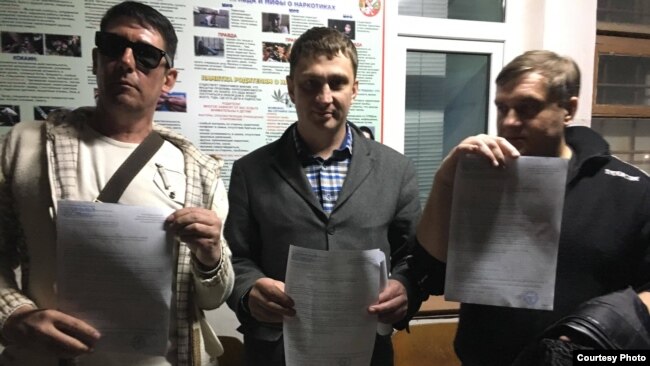 Крымские блогеры Олег Кочеров, Илья Большедворов, Сергей Акимов, архивное фото