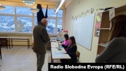 Biračko mjesto u Banjaluci, 23. novembar 2025.