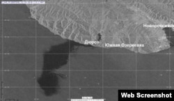 Разлив нефти около Новороссийска (спутниковый снимок)