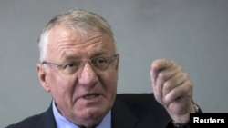 Serbian nationalist leader Vojislav Seselj