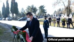 Делегација на Кабинетот на Претседателот положи цвеќе на гробот на Киро Глигоров