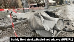 Російська авіаційна бомба «ФАБ-1500» у центрі Краматорська, 8 лютого 2026 року (ілюстративне фото)