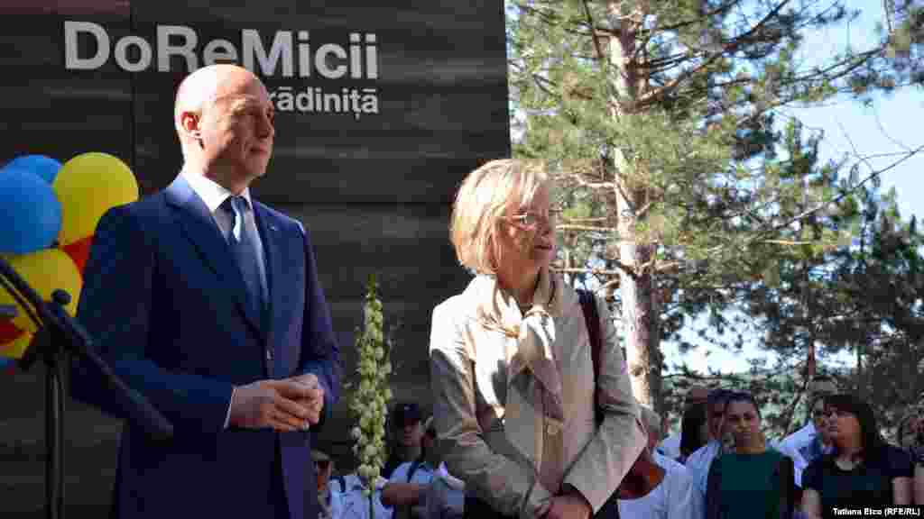 La inaugurarea gradinitei a participat prim-ministrul Pavel Filip si Ambasadoarea Republicii Federale Germania, Ulrike Knotz