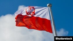 Флаг Польши, иллюстрационное архивное фото