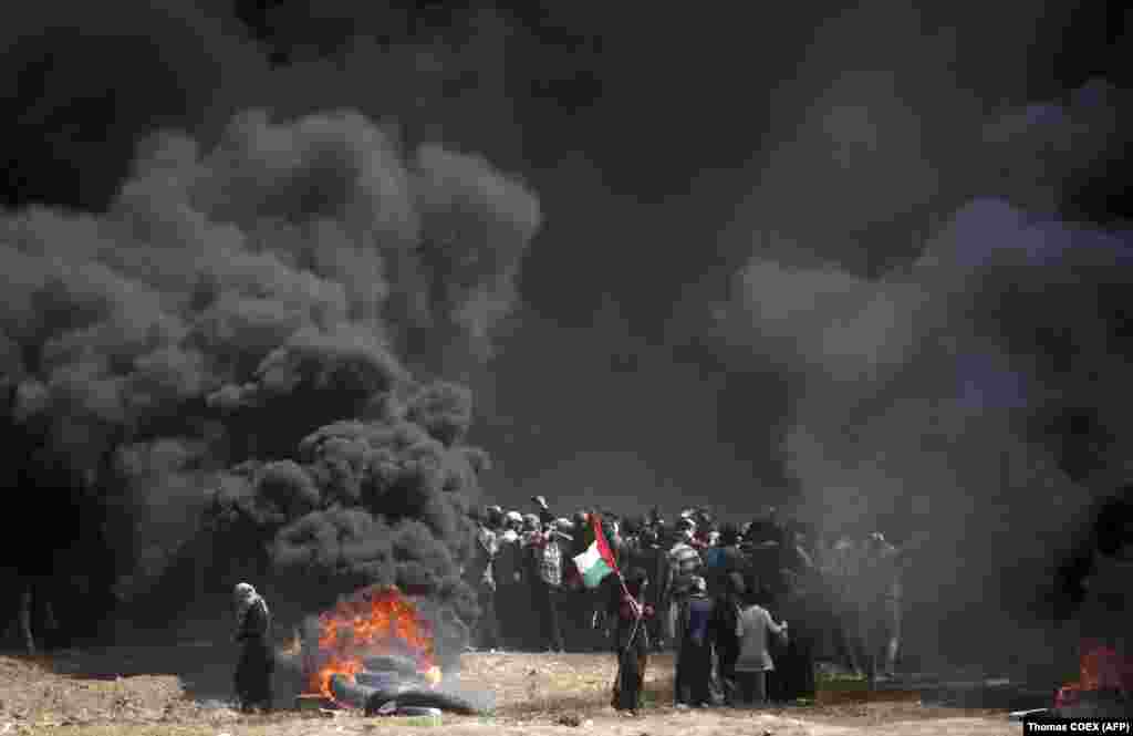 14 мамырда Иерусалимде АҚШ елшілігінің ашылуы болып жатқанда Газа секторында қарсылық күшейді. Мыңдаған палестиналық Израиль әскерімен қақтығысты.&nbsp;