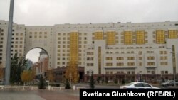 Министрліктер үйі. 