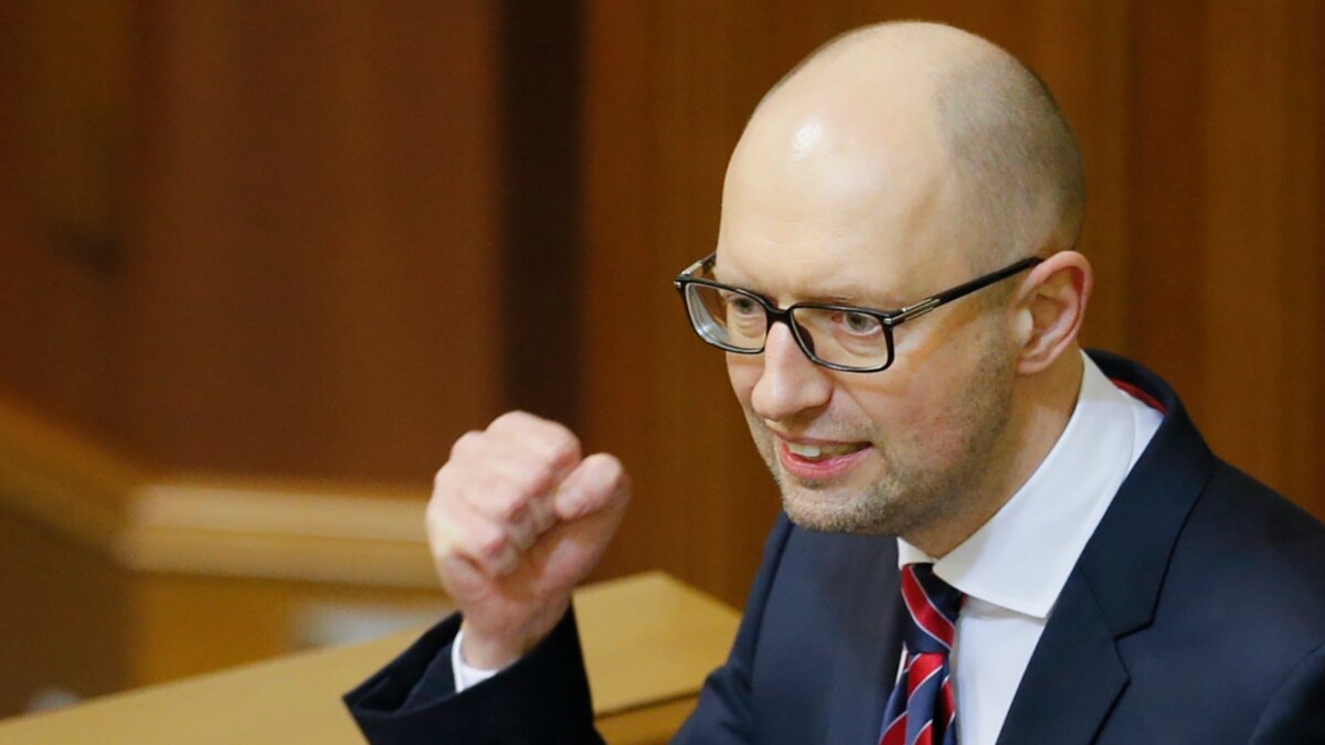 Ukraine PM Yatsenyuk Survives No-Confidence Vote In Parliament