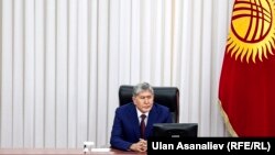 Алмазбек Атамбаев.