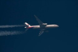 Boeing-777 ნომრით 9M-MRO პოლონეთს გადაუფრენს 2014 წლის 5 თებერვალს. ერთი თვის შემდეგ ის გაქრა კუალა-ლუმპურიდან ფრენის დროს.