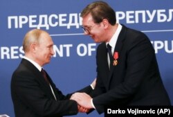 Predsednik Rusije Vladimir Putin dodelio je predsedniku Srbije Aleksandru Vučiću orden "Aleksandar Nevski" u januaru 2019.