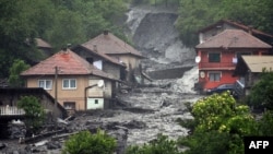 Боснія і Герцеговина, село Топчич-Полє біля міста Зеніце, фото 15 травня 2014 року